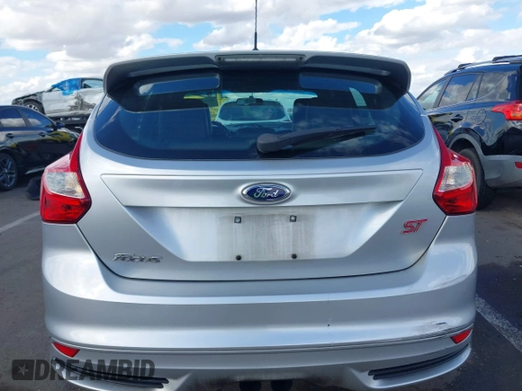 2014 Ford Focus ST with VIN 1FADP3L92EL349942, listed as a IAAI auction lot 41742097 with 141,540 mi miles and . Bid and sale history available at carsss.com. Image 16.