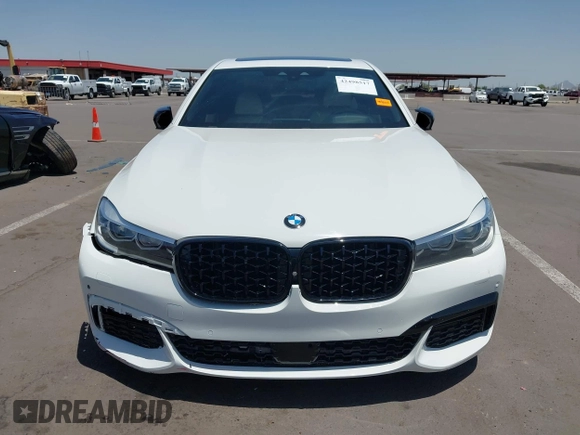 2016 BMW 7 Series 740i с VIN WBA7E2C50GG504050, выставлен на аукционе IAAI как лот 42498517 с пробегом 79 427 миль миль и . История ставок и продаж доступна на DreamBid. Изображение 12.