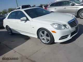 2012 Mercedes-Benz E-Class E 350 Luxury with VIN WDDHF5KB3CA592530, listed as a IAAI auction lot 41839974 with 115,012 mi miles. Bid and sale history available at carsss.com. Image 1.