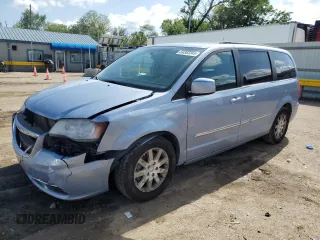 2013 Chrysler Town & Country Touring z VIN 2C4RC1BG3DR564333, wystawiony jako Copart lot #54383245 z przebiegiem 166 176 mil mil oraz Szkoda całkowita • Salvage title. Historia ofert i sprzedaży dostępna na DreamBid. Obrazek 1.
