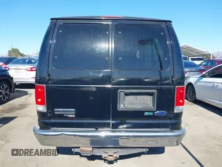 2014 Ford Econoline Passenger XL z VIN 1FBSS3BL5EDA77348, wystawiony jako IAAI lot #41317934 z przebiegiem 251 863 mil mil oraz . Historia ofert i sprzedaży dostępna na DreamBid. Obrazek 15.