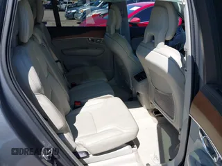 2016 Volvo XC90 T6 Inscription with VIN YV4A22PL4G1034597, listed as a IAAI auction lot 41787550 with 118,744 mi miles. Bid and sale history available at carsss.com. Image 8.