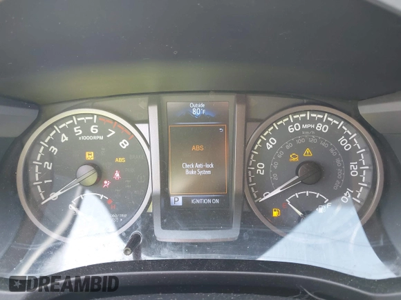 2020 Toyota Tacoma SR5 z VIN 5TFCZ5AN5LX231157, wystawiony jako IAAI lot #42045534 z przebiegiem 84 099 mil mil oraz . Historia ofert i sprzedaży dostępna na DreamBid. Obrazek 7.