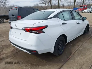 2020 Nissan Versa S with VIN 3N1CN8DV4LL918072, listed as a IAAI auction lot 41705531 with 82,458 mi miles. Bid and sale history available at carsss.com. Image 4.