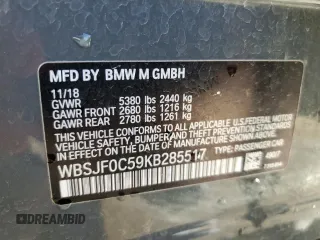 2019 BMW M5 z VIN WBSJF0C59KB285517, wystawiony jako Copart lot #88369385 z przebiegiem 51 700 mil mil oraz Szkoda całkowita • Salvage title. Historia ofert i sprzedaży dostępna na DreamBid. Obrazek 13.