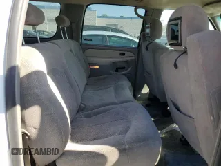2002 Chevrolet Suburban LT with VIN 1GNEC16T52J256160, listed as a Copart auction lot 77503294 with 246,338 mi miles and Clean Title. Bid and sale history available at carsss.com. Image 10.