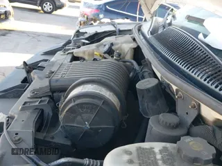 2004 Chevrolet Express Cargo z VIN 1GCGG25U941247132, wystawiony jako IAAI lot #43573466 z przebiegiem 324 360 mil mil oraz . Historia ofert i sprzedaży dostępna na DreamBid. Obrazek 14.