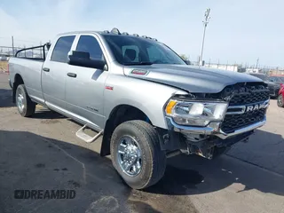 2021 Ram 2500 Tradesman with VIN 3C6UR5HJ9MG610232, listed as a IAAI auction lot 41072104 with 22,196 mi miles. Bid and sale history available at carsss.com. Image 1.