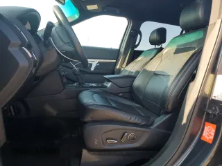 2017 Ford Explorer XLT z VIN 1FM5K7D84HGA14815, wystawiony jako Copart lot #66859125 z przebiegiem 189 613 mil mil oraz Czysty tytuł • Clean title. Historia ofert i sprzedaży dostępna na DreamBid. Obrazek 7.
