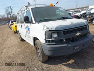 2004 Chevrolet Express Cargo z VIN 1GCFG15X741224268, wystawiony jako IAAI lot #41788116 z przebiegiem Nie podano mil oraz . Historia ofert i sprzedaży dostępna na DreamBid. Obrazek 1.
