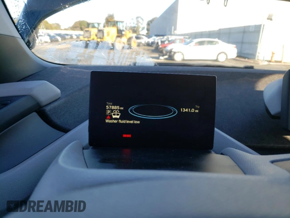 2015 BMW i3 with VIN WBY1Z4C56FV500991, listed as a Copart auction lot 43162913 with 57,885 mi miles. Bid and sale history available at carsss.com. Image 9.