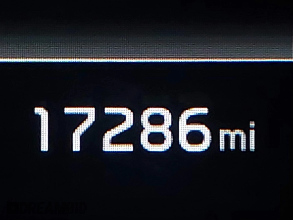 2023 Kia K5 LXS z VIN 5XXG14J2XPG189462, wystawiony jako IAAI lot #42233595 z przebiegiem 17 286 mil mil oraz . Historia ofert i sprzedaży dostępna na DreamBid. Obrazek 15.