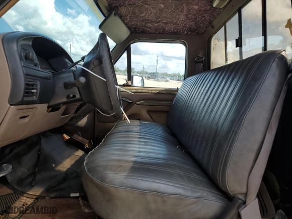 1996 Ford F-150 Special with VIN 1FTEF15N6TNA33543, listed as a Copart auction lot 68273364 with 0 mi miles and Salvage Title. Bid and sale history available at carsss.com. Image 7.