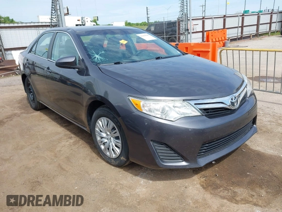 2012 Toyota Camry L z VIN 4T1BF1FK7CU170144, wystawiony jako IAAI lot #42184180 z przebiegiem 73 931 mil mil oraz . Historia ofert i sprzedaży dostępna na DreamBid. Obrazek 1.