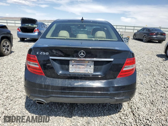 2014 Mercedes-Benz C 250 Sport with VIN WDDGF4HBXEG218784, listed as a Copart auction lot 60883725 with 156,214 mi miles and Clean title. Bid and sale history available at DreamBid. Image 6.