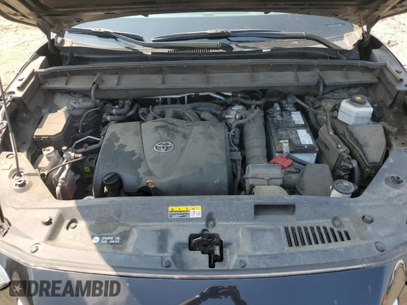 2022 Toyota Highlander XLE with VIN 5TDGZRBH6NS567328, listed as a Copart auction lot 66147185 with 205,654 mi miles and Clean title. Bid and sale history available at DreamBid. Image 12.
