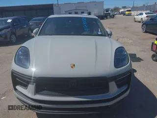 2024 Porsche Macan S с VIN WP1AG2A51RLB39585, выставлен на аукционе IAAI как лот 41750024 с пробегом Не указан миль и . История ставок и продаж доступна на DreamBid. Изображение 12.