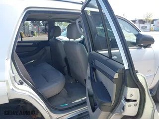 2004 Toyota 4Runner SR5 with VIN JTEZU14RX40036354, listed as a IAAI auction lot 41871912 with 131,036 mi miles. Bid and sale history available at carsss.com. Image 8.