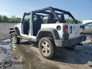 2013 Jeep Wrangler Unlimited Sport z VIN 1C4BJWDG3DL701619, wystawiony jako Copart lot #55880055 z przebiegiem Nie podano mil oraz Szkoda całkowita • Salvage title. Historia ofert i sprzedaży dostępna na DreamBid. Obrazek 2.