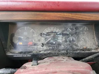 1993 Dodge Dakota z VIN 1B7GL23Y4PS147567, wystawiony jako Copart lot #72094604 z przebiegiem 278 963 mil mil oraz Szkoda całkowita • Salvage title. Historia ofert i sprzedaży dostępna na DreamBid. Obrazek 9.