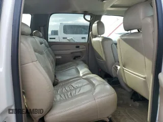 2001 Chevrolet Suburban LS with VIN 3GNEC16TX1G192908, listed as a Copart auction lot 75622674 with 0 mi miles and Salvage Title. Bid and sale history available at carsss.com. Image 11.