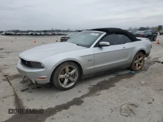2011 Ford Mustang GT with VIN 1ZVBP8FF1B5132606, listed as a Copart auction lot 44077645 with 173,690 mi miles and Clean Title. Bid and sale history available at DreamBid. Image 1.