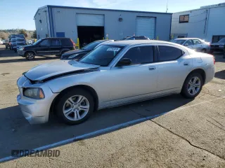 2008 Dodge Charger with VIN 2B3KA43R98H336441, listed as a Copart auction lot 87555975 with 152,760 mi miles and Salvage Title. Bid and sale history available at carsss.com. Image 1.