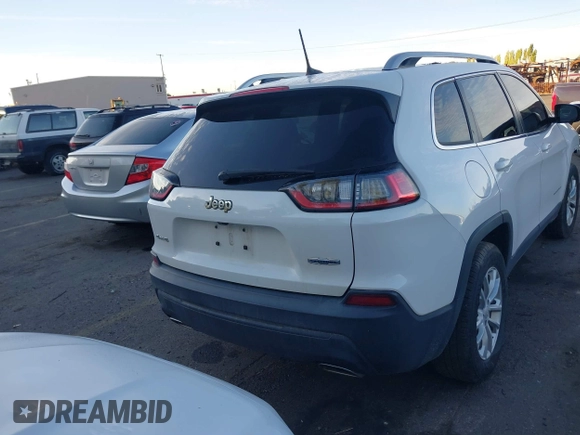 2019 Jeep Cherokee Latitude with VIN 1C4PJMCX0KD104155, listed as a IAAI auction lot 40647860 with 125,802 mi miles. Bid and sale history available at carsss.com. Image 16.