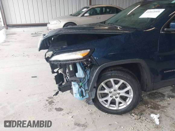 2018 Jeep Cherokee Latitude Plus with VIN 1C4PJLLB6JD587499, listed as a IAAI auction lot 41864008 with 74,044 mi miles and . Bid and sale history available at DreamBid. Image 6.