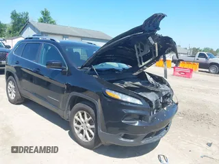 2017 Jeep Cherokee Latitude с VIN 1C4PJMCS4HW582693, выставлен на аукционе IAAI как лот 42642337 с пробегом 49 839 миль миль и . История ставок и продаж доступна на DreamBid. Изображение 1.