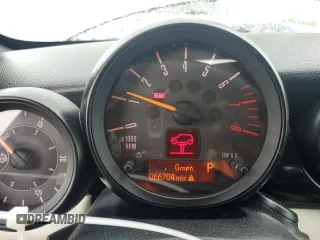 2015 MINI Roadster S z VIN WMWSY3C55FT595894, wystawiony jako Copart lot #56257194 z przebiegiem 66 704 mil mil oraz Szkody całkowita. Historia ofert i sprzedaży dostępna na DreamBid. Obrazek 9.