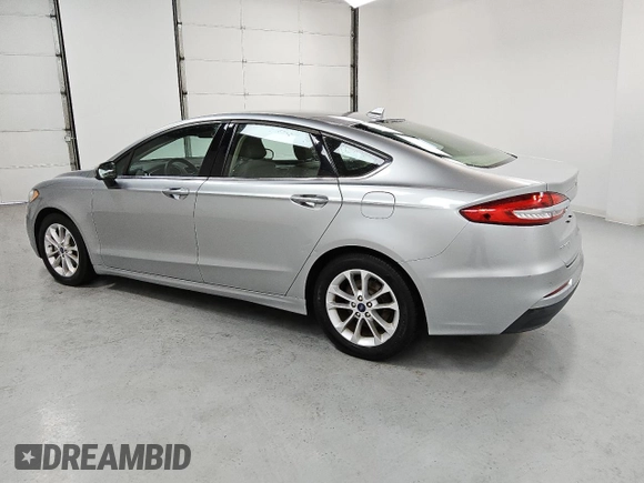 2020 Ford Fusion SE with VIN 3FA6P0H79LR129422, listed as a Copart auction lot 58748455 with 134,292 mi miles and Clean title. Bid and sale history available at DreamBid. Image 2.