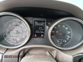 2011 Jeep Grand Cherokee Laredo z VIN 1J4RR4GG5BC508211, wystawiony jako Copart lot #53729935 z przebiegiem 124 408 mil mil oraz Szkoda całkowita • Salvage title. Historia ofert i sprzedaży dostępna na DreamBid. Obrazek 9.