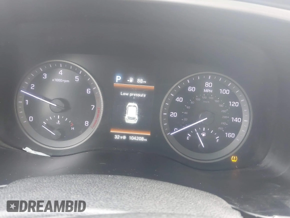 2019 Hyundai Tucson Ultimate with VIN KM8J3CALXKU016834, listed as a IAAI auction lot 40970606 with 104,208 mi miles. Bid and sale history available at carsss.com. Image 7.