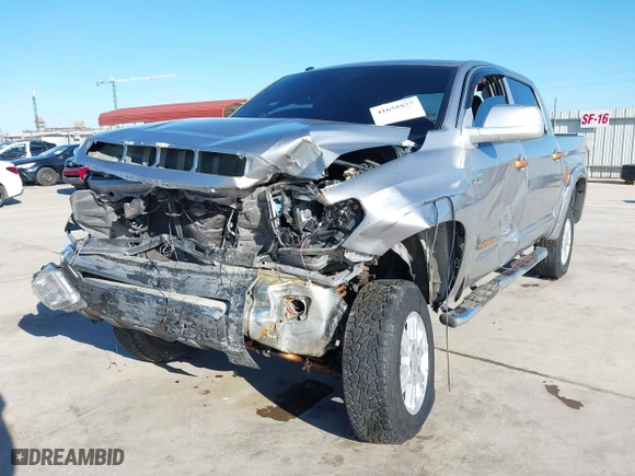 2015 Toyota Tundra 4WD Truck SR5 with VIN 5TFDW5F14FX423726, listed as a IAAI auction lot 41655577 with 1 mi miles. Bid and sale history available at carsss.com. Image 19.