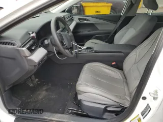 2025 Toyota Camry LE с VIN 4T1DBADK1SU510796, выставлен на аукционе Copart как лот 55029975 с пробегом 11 037 миль миль и Списание • Salvage title. История ставок и продаж доступна на DreamBid. Изображение 7.