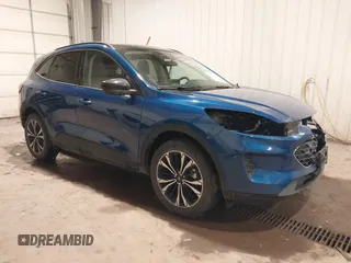 2022 Ford Escape SE with VIN 1FMCU9G60NUB52307, listed as a IAAI auction lot 41184841 with 10,823 mi miles. Bid and sale history available at carsss.com. Image 1.