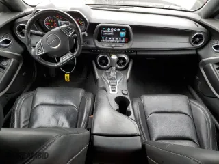 2017 Chevrolet Camaro 2LT with VIN 1G1FD1RS5H0113200, listed as a Copart auction lot 43952945 with 117,360 mi miles and Salvage Title. Bid and sale history available at carsss.com. Image 8.