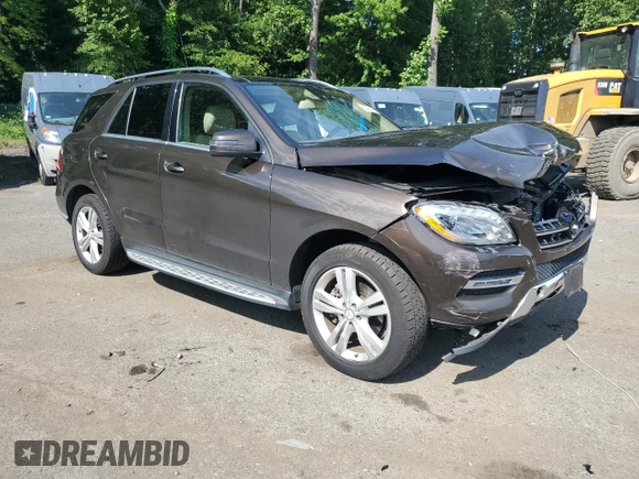 2013 Mercedes-Benz M 350 with VIN 4JGDA5HB6DA171851, listed as a Copart auction lot 63921665 with 138,502 mi miles and Salvage title. Bid and sale history available at DreamBid. Image 4.