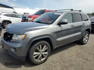 2013 Jeep Grand Cherokee Laredo с VIN 1C4RJFAG1DC549584, выставлен на аукционе Copart как лот 58196825 с пробегом 134 644 миль миль и Чистый • Clean title. История ставок и продаж доступна на DreamBid. Изображение 1.