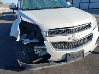 2015 Chevrolet Equinox LTZ with VIN 1GNALDEK7FZ109807, listed as a IAAI auction lot 41675883 with 157,213 mi miles. Bid and sale history available at carsss.com. Image 6.