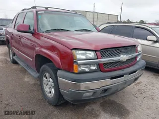 2005 Chevrolet Avalanche LS with VIN 3GNEC12Z85G216543, listed as a IAAI auction lot 41518673 with 277,178 mi miles. Bid and sale history available at carsss.com. Image 1.