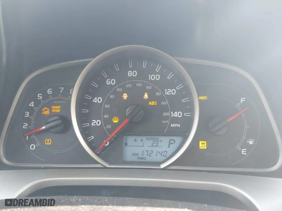 2015 Toyota RAV4 LE with VIN 2T3BFREV4FW280204, listed as a IAAI auction lot 41214322 with 172,140 mi miles. Bid and sale history available at carsss.com. Image 7.