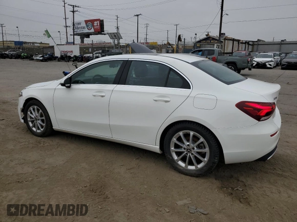 2021 Mercedes-Benz A 220 z VIN W1K3G4FB0MJ314147, wystawiony jako Copart lot #59984445 z przebiegiem 37 304 mil mil oraz Szkoda całkowita • Salvage title. Historia ofert i sprzedaży dostępna na DreamBid. Obrazek 2.