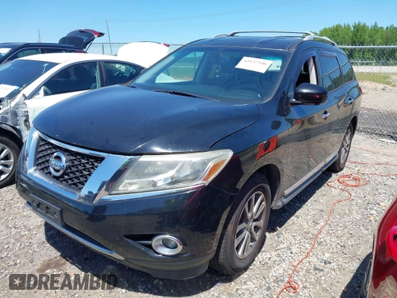 2013 Nissan Pathfinder S with VIN 5N1AR2MM4DC627593, listed as a IAAI auction lot 42137346 with 138,843 mi miles. Bid and sale history available at carsss.com. Image 2.