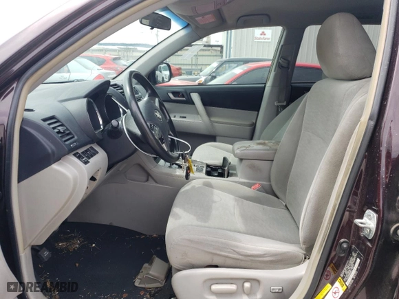 2013 Toyota Highlander with VIN 5TDZA3EH1DS035119, listed as a Copart auction lot 50990415 with 61,482 mi miles and Salvage Title. Bid and sale history available at carsss.com. Image 7.