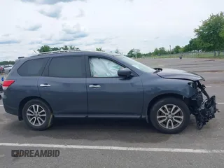 2014 Nissan Pathfinder S with VIN 5N1AR2MM6EC616953, listed as a IAAI auction lot 42352267 with 164,537 mi miles and . Bid and sale history available at DreamBid. Image 13.