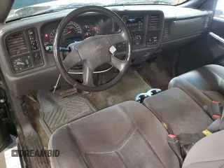 2003 GMC Sierra 2500HD SLE z VIN 1GTHK29U93E220646, wystawiony jako Copart lot #56318055 z przebiegiem 144 159 mil mil oraz Czysty tytuł • Clean title. Historia ofert i sprzedaży dostępna na DreamBid. Obrazek 8.