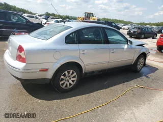 2003 Volkswagen Passat GLS with VIN WVWPD63BX3P100430, listed as a Copart auction lot 70912634 with 129,933 mi miles and Salvage Title. Bid and sale history available at carsss.com. Image 3.