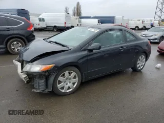 2008 Honda Civic Cpe LX with VIN 2HGFG11638H525352, listed as a Copart auction lot 44179335 with 183,859 mi miles and Salvage Title. Bid and sale history available at carsss.com. Image 1.